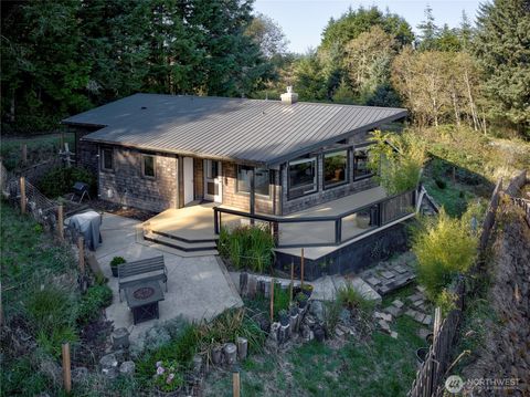 Photo of 2144 Reservoir Road SW, Ilwaco, WA 98624 (MLS # 2441319)