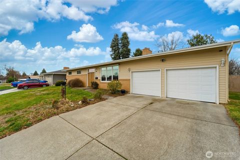 Photo of 1619 Fern Avenue, Walla Walla, WA 99362 (MLS # 2460770)