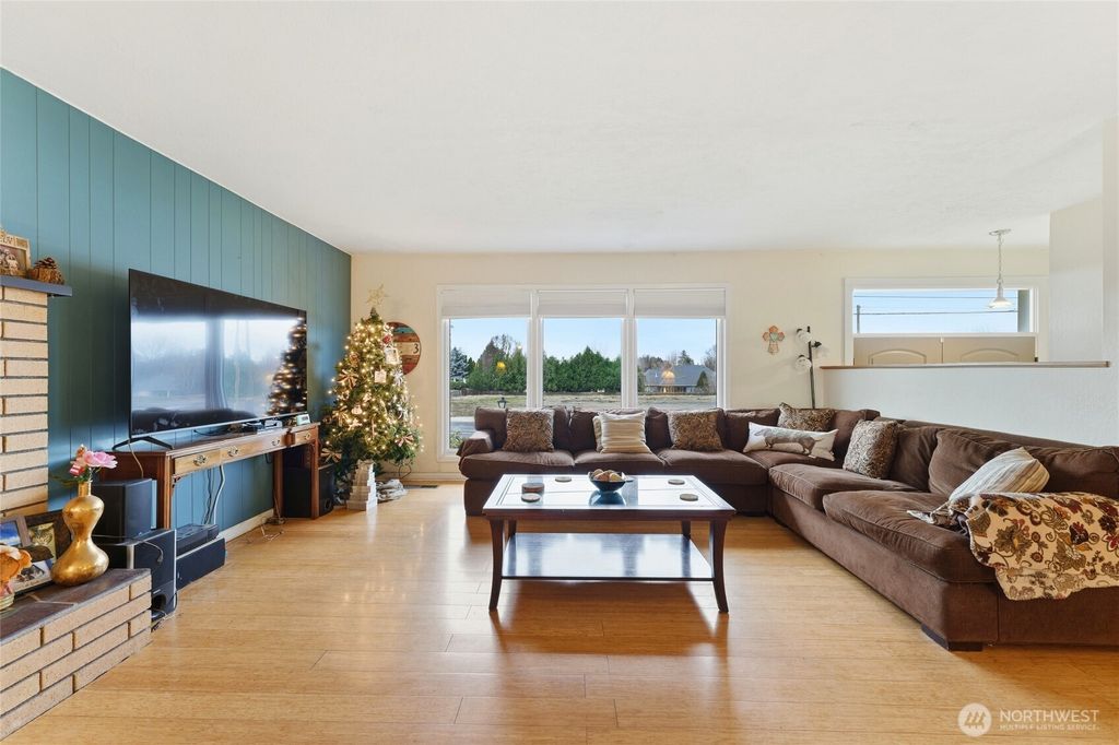 Photo of 1619 Fern Avenue, Walla Walla, WA 99362 (MLS # 2460770)