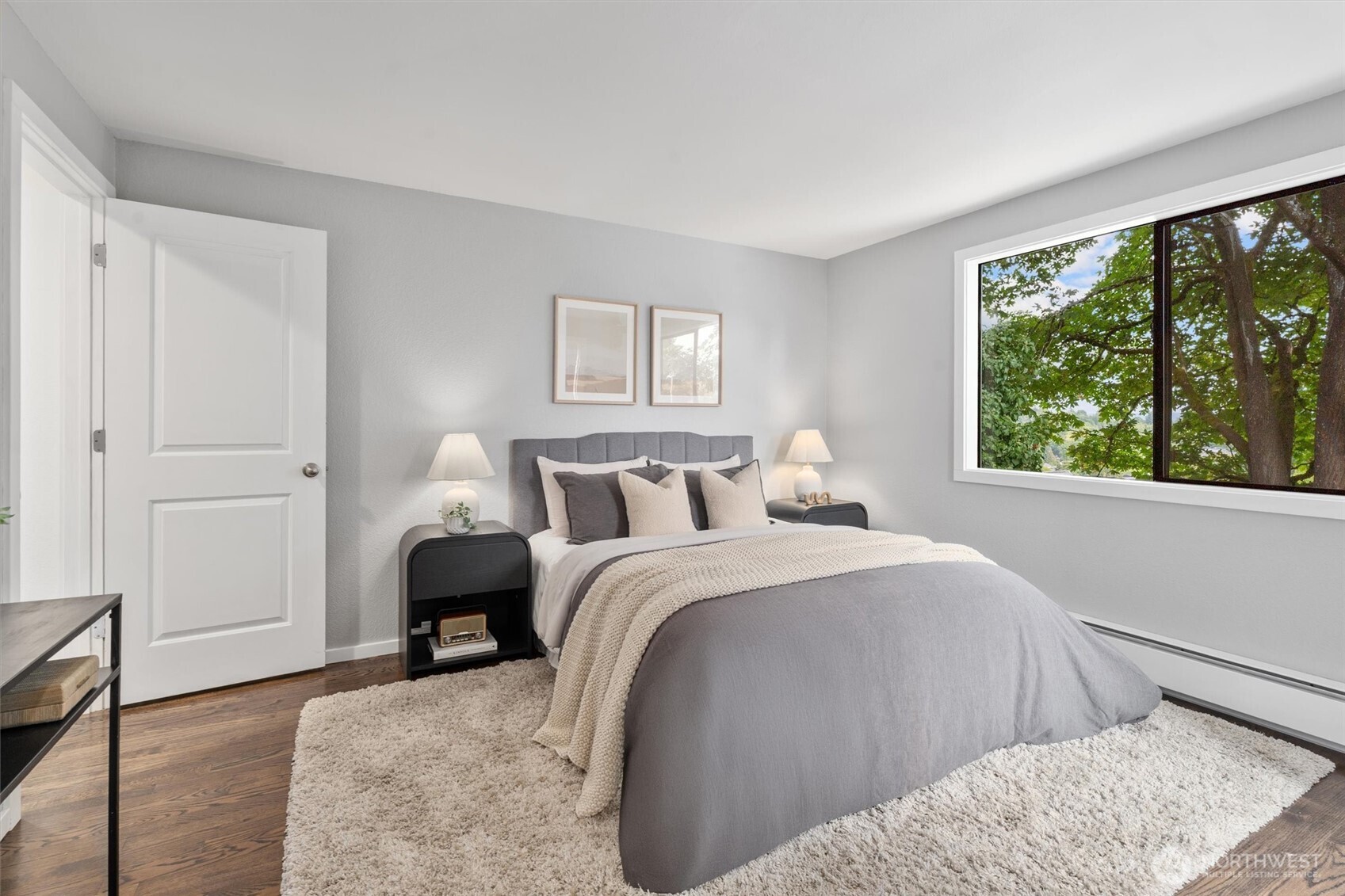 Seattle, Washington 98112, United States, 2 Bedrooms Bedrooms, ,2 BathroomsBathrooms,Residential,Active,203939