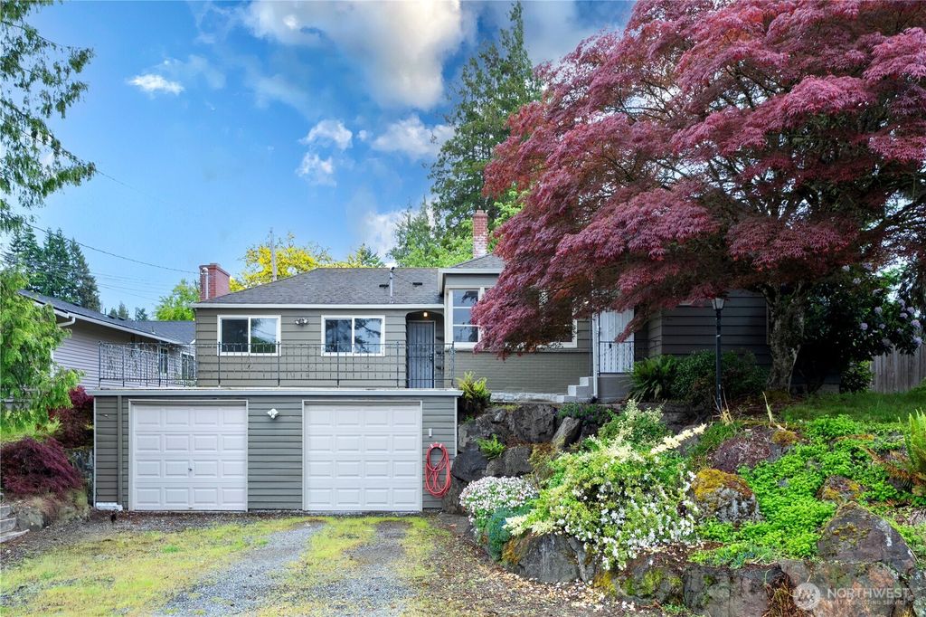 Photo of 1026 E Guiberson Street, Kent, WA 98030 (MLS # 2385860)