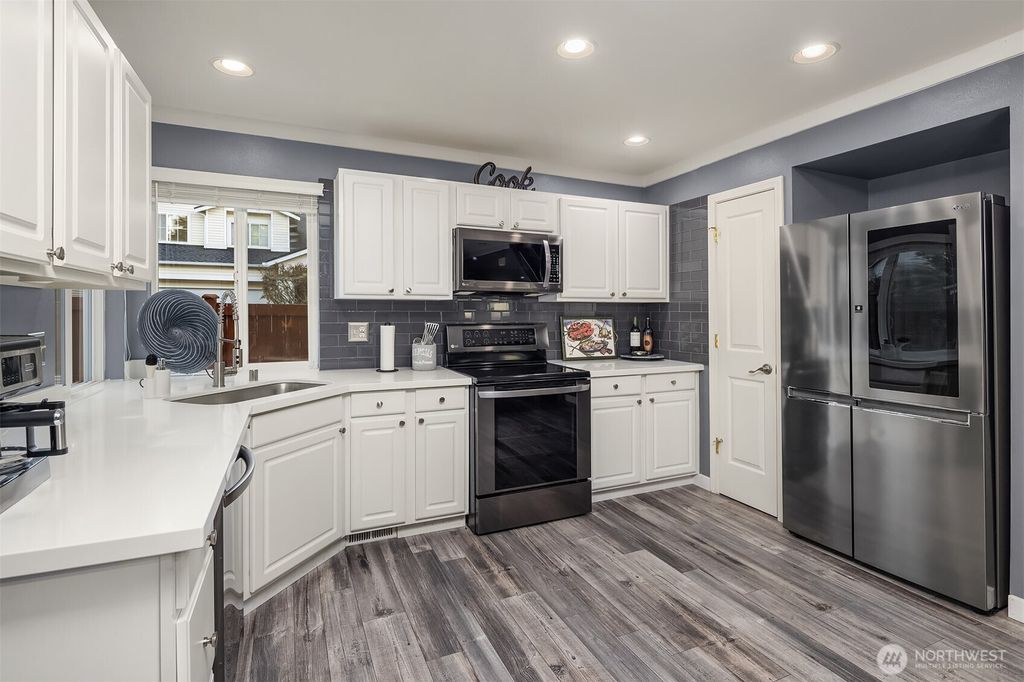 Photo of 6702 132nd Place SE, Snohomish, WA 98296 (MLS # 2443616)