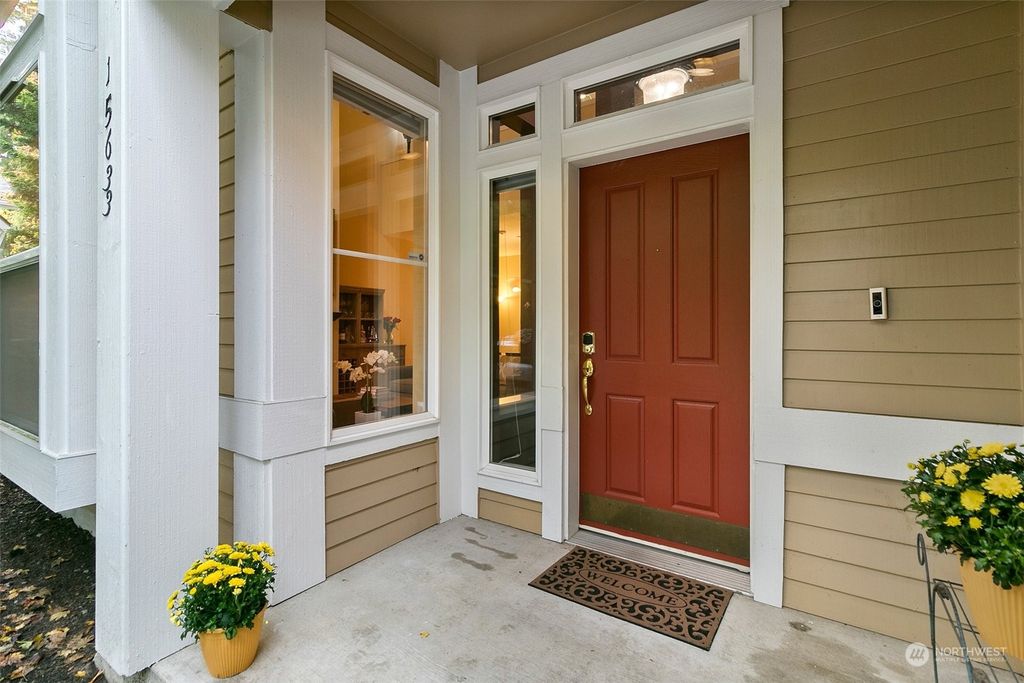 Photo of 15633 NE 92nd Way #B2103, Redmond, WA 98052 (MLS # 2170640)