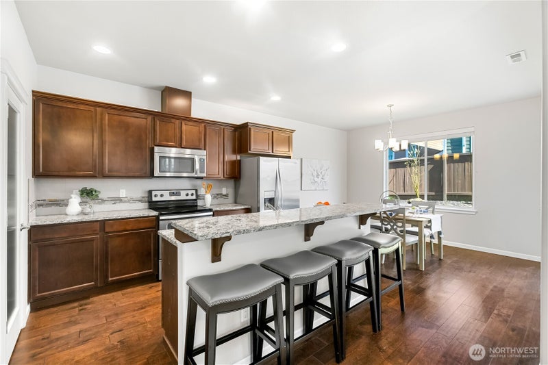3824 Discovery Avenue SW