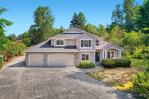 Photo of 12612 SE 261st Street, Kent, WA 98030 (MLS # 2553241)