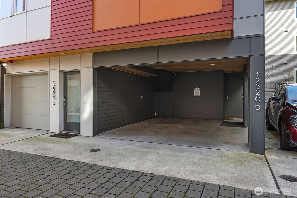 Photo of 12526 15th Avenue NE #D, Seattle, WA 98125 (MLS # 2498282)