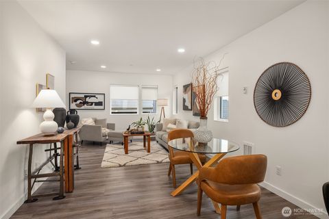 Photo of 12526 15th Avenue NE #D, Seattle, WA 98125 (MLS # 2498282)