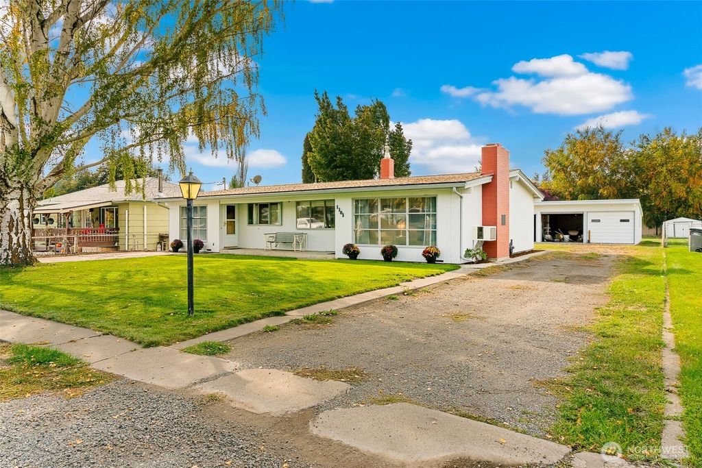 Photo of 1101 N Willow St, Ellensburg, WA 98926 (MLS # 2483600)