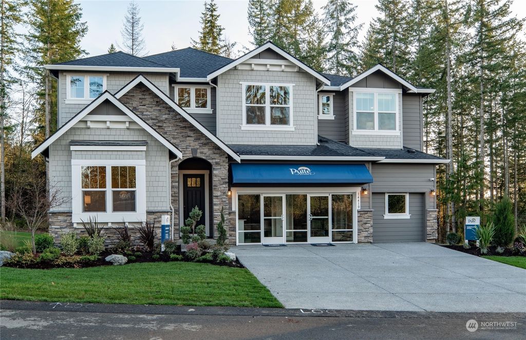 Photo of 3906 NE 27th Place #02, Renton, WA 98059 (MLS # 2021745)