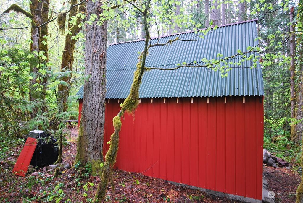 Photo of 0 NE Old Cascade Highway, Skykomish, WA 98288 (MLS # 2066041)