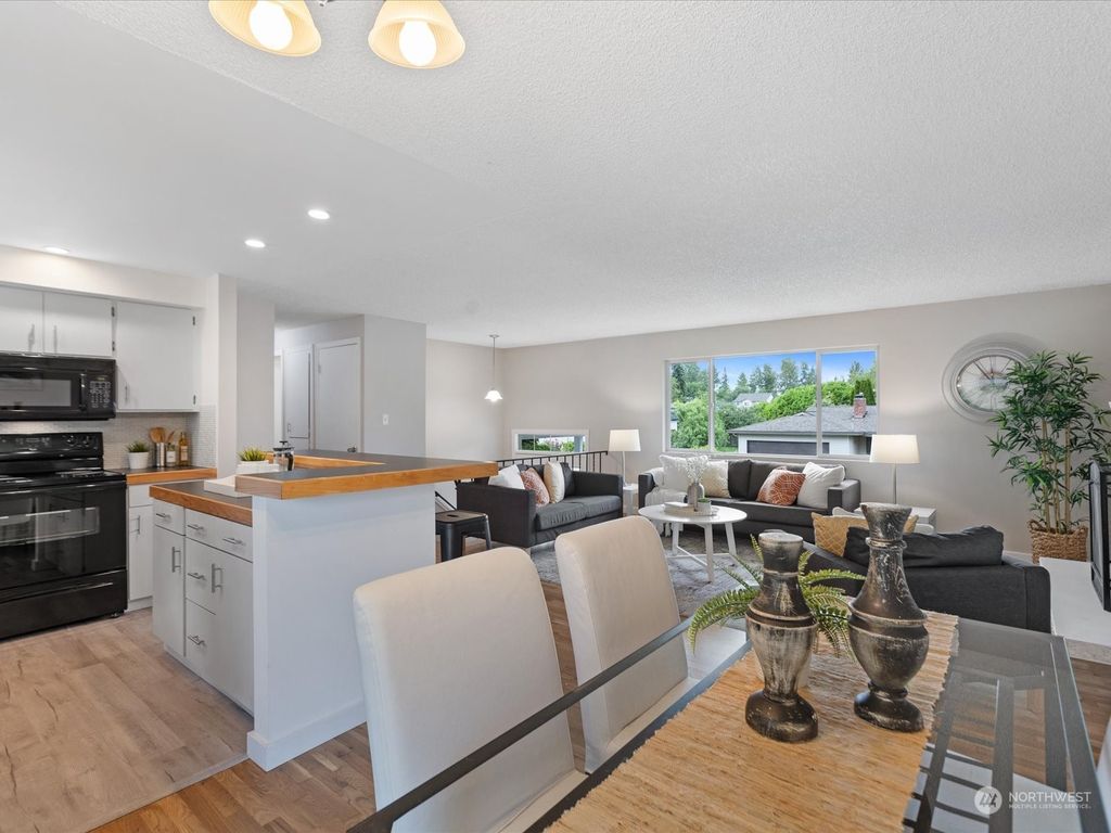 Photo of 4510 222nd Street SW, Mountlake Terrace, WA 98043 (MLS # 2257972)
