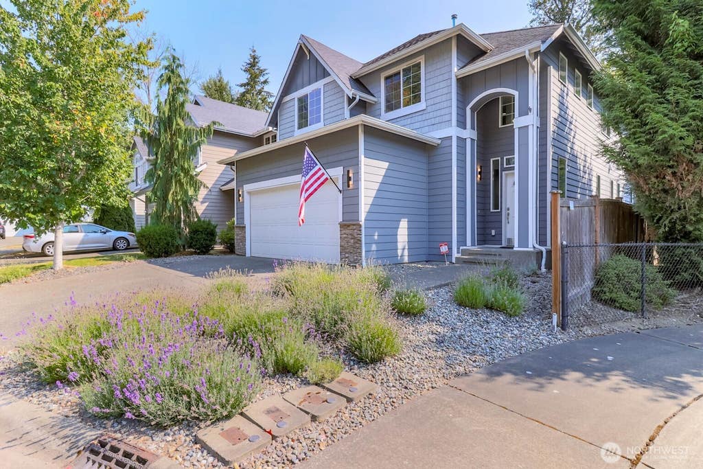 Photo of 2828 S 357th Court, Federal Way, WA 98003 (MLS # 2575255)