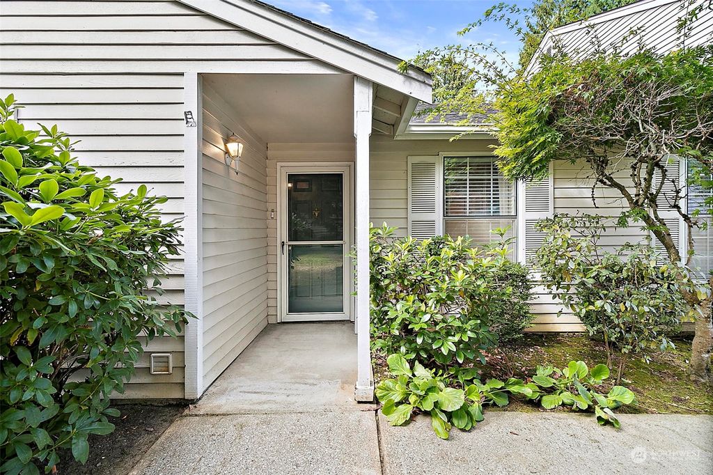 Photo of 23960 58th Court S #D-1, Kent, WA 98032 (MLS # 2060403)