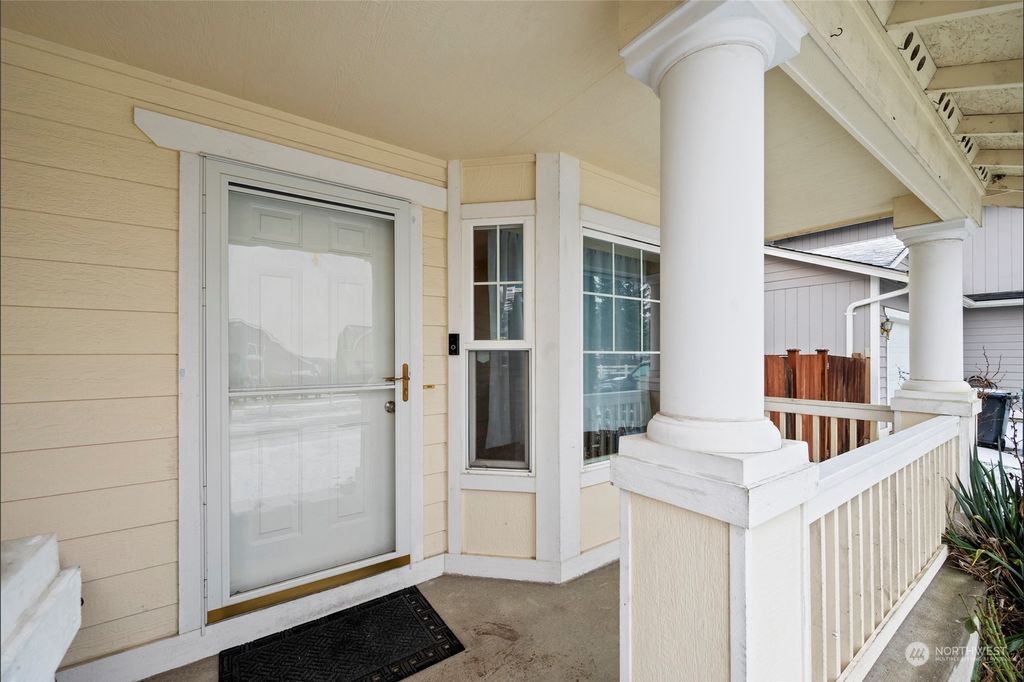 Photo of 7805 64th Place NE, Marysville, WA 98270 (MLS # 2193158)