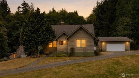 Photo of 3321 Wishkah Road, Aberdeen, WA 98520 (MLS # 2571680)