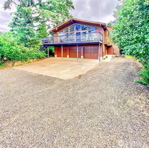 576 Puffin Avenue Ocean Shores WA 98569