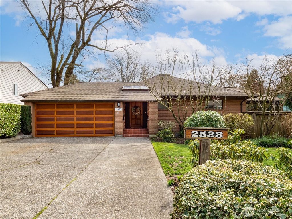 Photo of 2533 NE 83rd Street, Seattle, WA 98115 (MLS # 2491127)