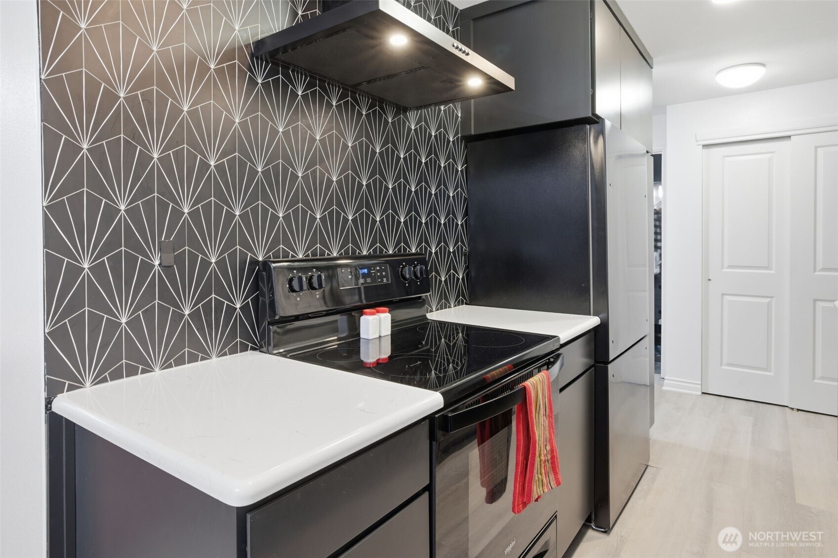 4525 S Henderson Street 102