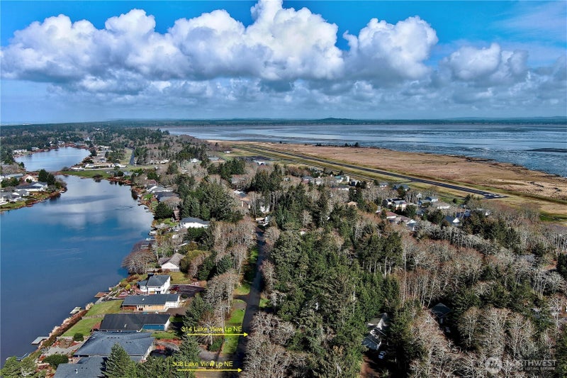 308 Lake View Loop NE