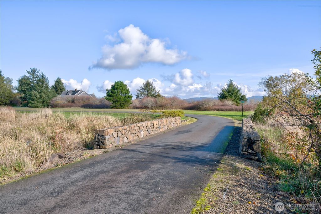 Photo of 13010 Teal Lane, Long Beach, WA 98631 (MLS # 2502381)