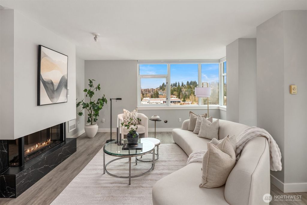 Photo of 1100 106th Avenue NE #611, Bellevue, WA 98004 (MLS # 2496718)