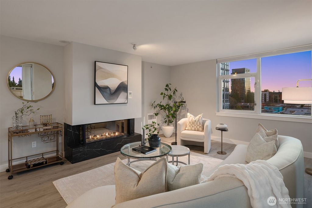 Photo of 1100 106th Avenue NE #611, Bellevue, WA 98004 (MLS # 2496718)