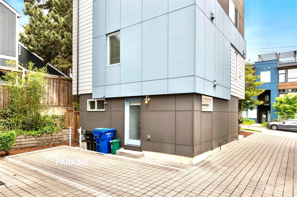 Photo of 9731 Woodlawn Avenue N, Seattle, WA 98103 (MLS # 2234493)