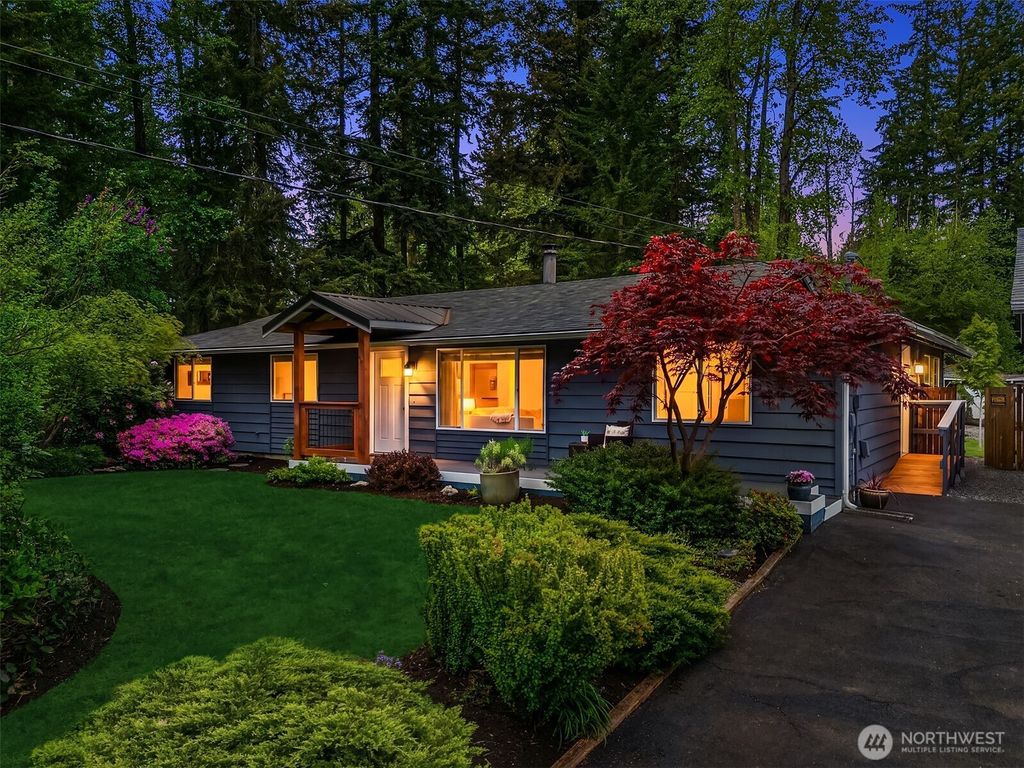 Photo of 10511 90th Street NE, Lake Stevens, WA 98258 (MLS # 2519894)