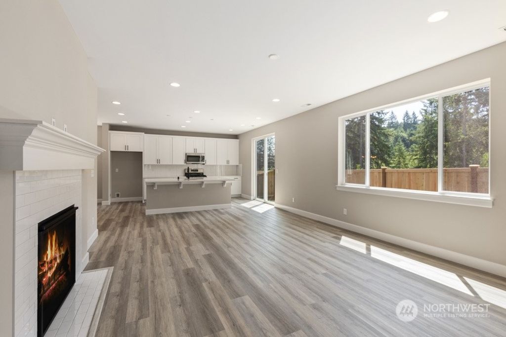 Photo of 1035 S 198th Court, Des Moines, WA 98148 (MLS # 2203826)