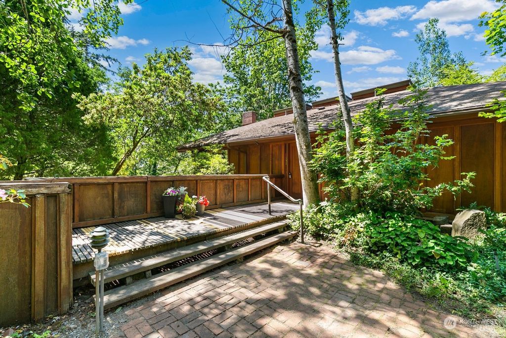 Photo of 19344 11th Avenue NW, Shoreline, WA 98177 (MLS # 2076918)