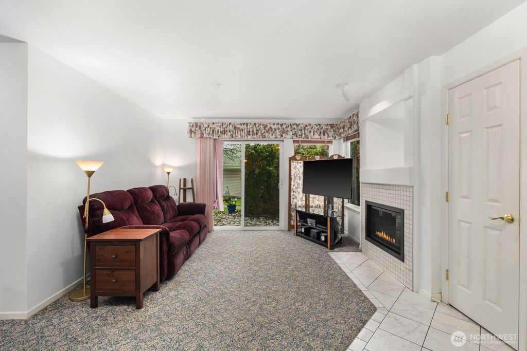 Photo of 11130 SE 208th Street #H103, Kent, WA 98031 (MLS # 2505560)