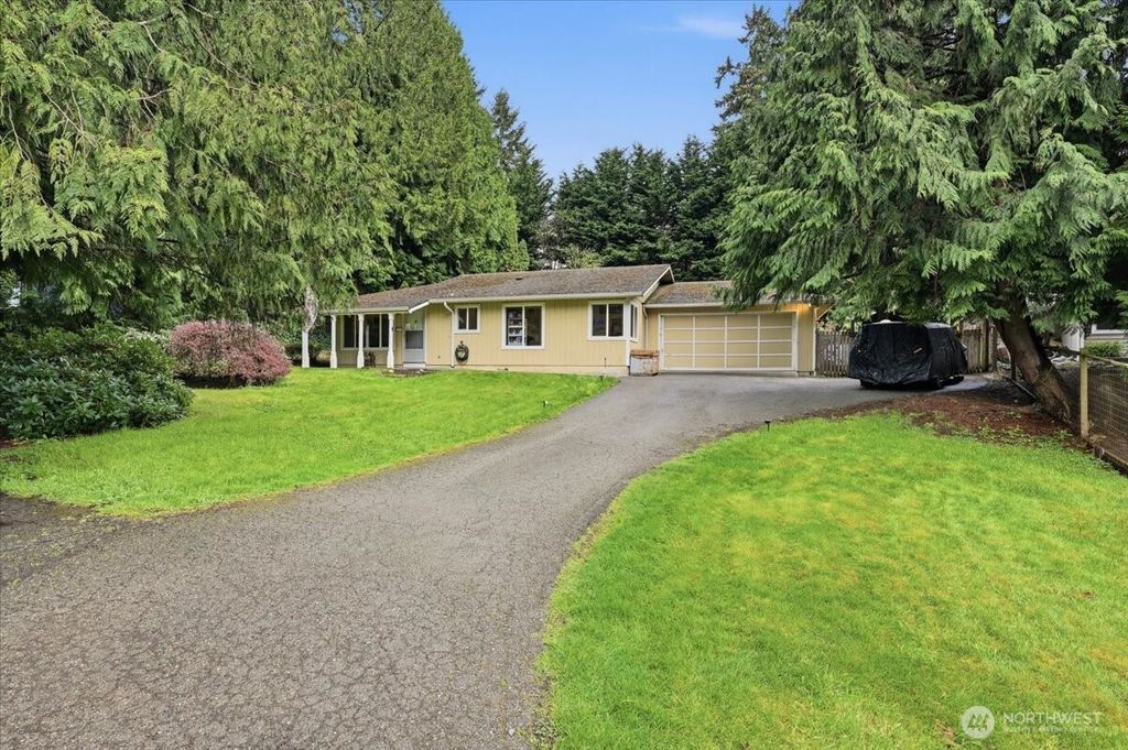 Photo of 23247 35th Avenue W, Brier, WA 98036 (MLS # 2508882)