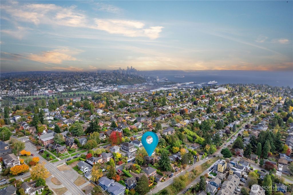 Photo of 3034 30th Avenue W, Seattle, WA 98199 (MLS # 2444536)
