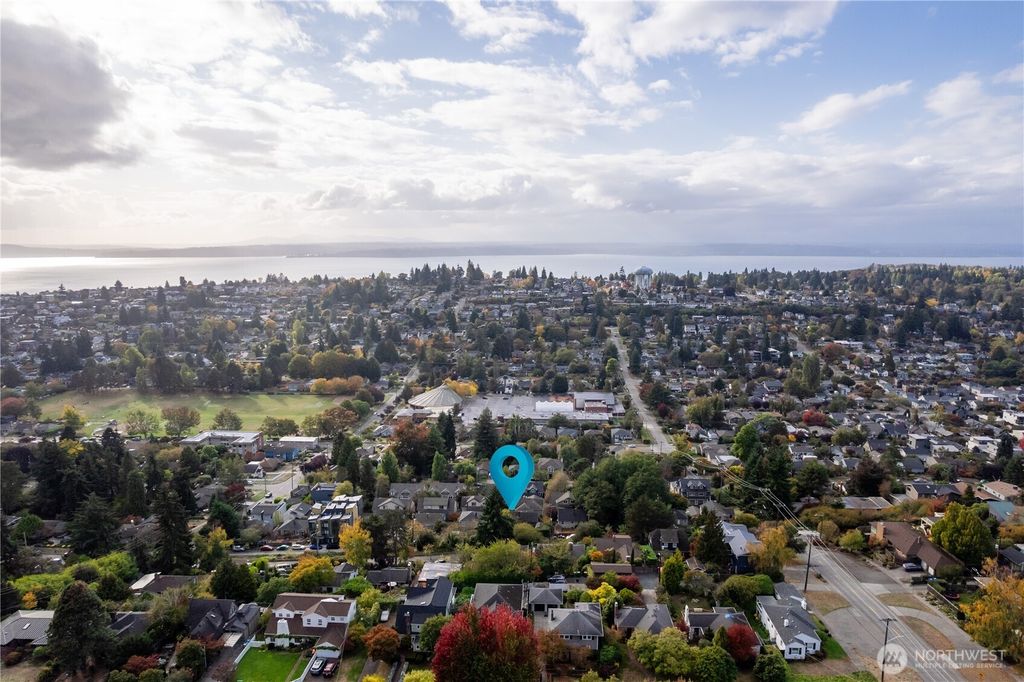 Photo of 3034 30th Avenue W, Seattle, WA 98199 (MLS # 2444536)