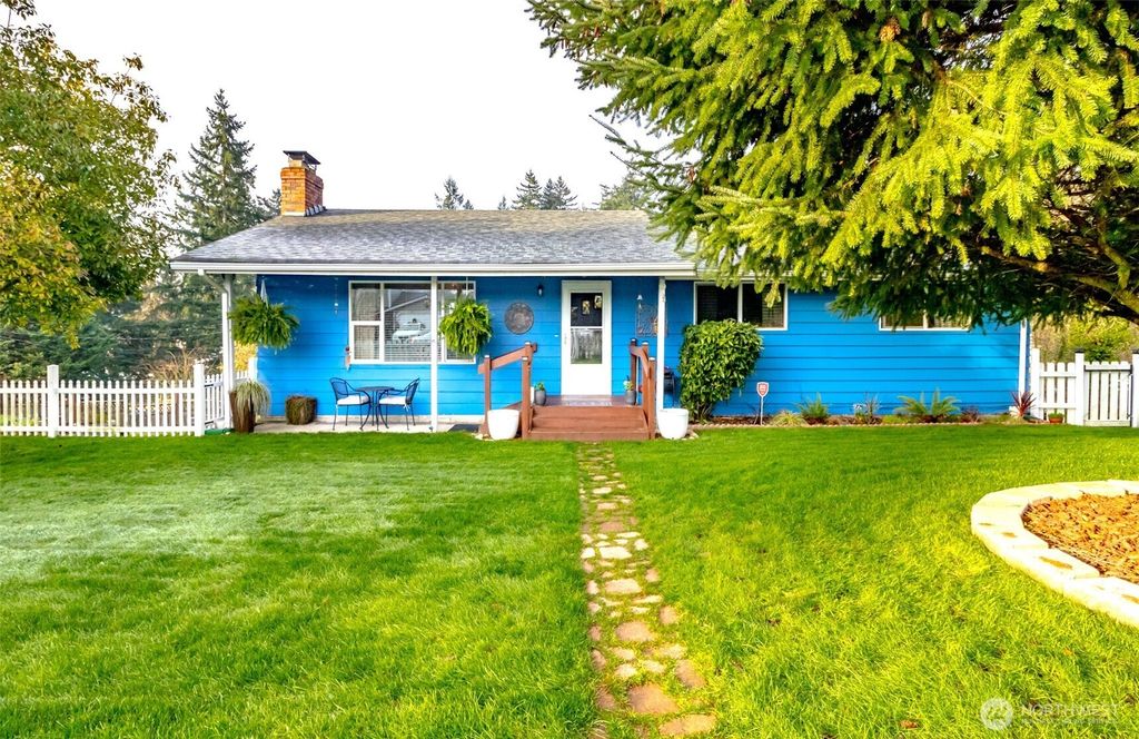 Photo of 6202 S Ferdinand Street, Tacoma, WA 98409 (MLS # 2464392)