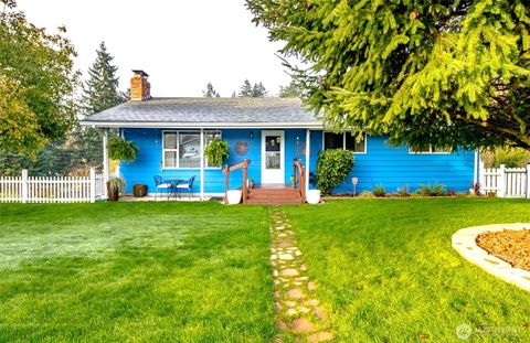 Photo of 6202 S Ferdinand Street, Tacoma, WA 98409 (MLS # 2464392)