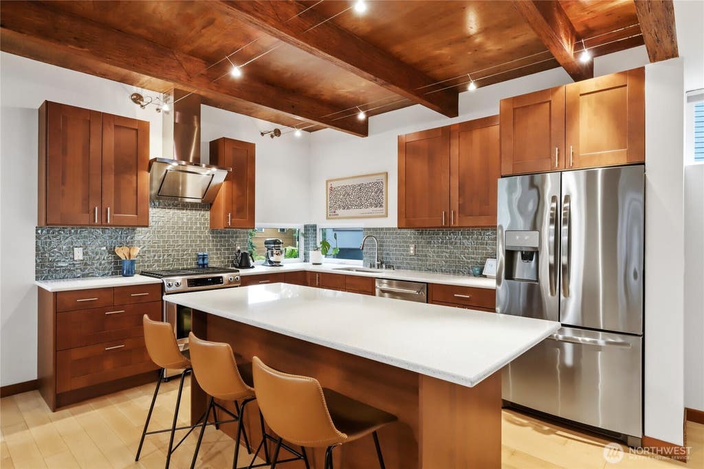 Photo of 4328 S Bennett Street, Seattle, WA 98118 (MLS # 2566646)