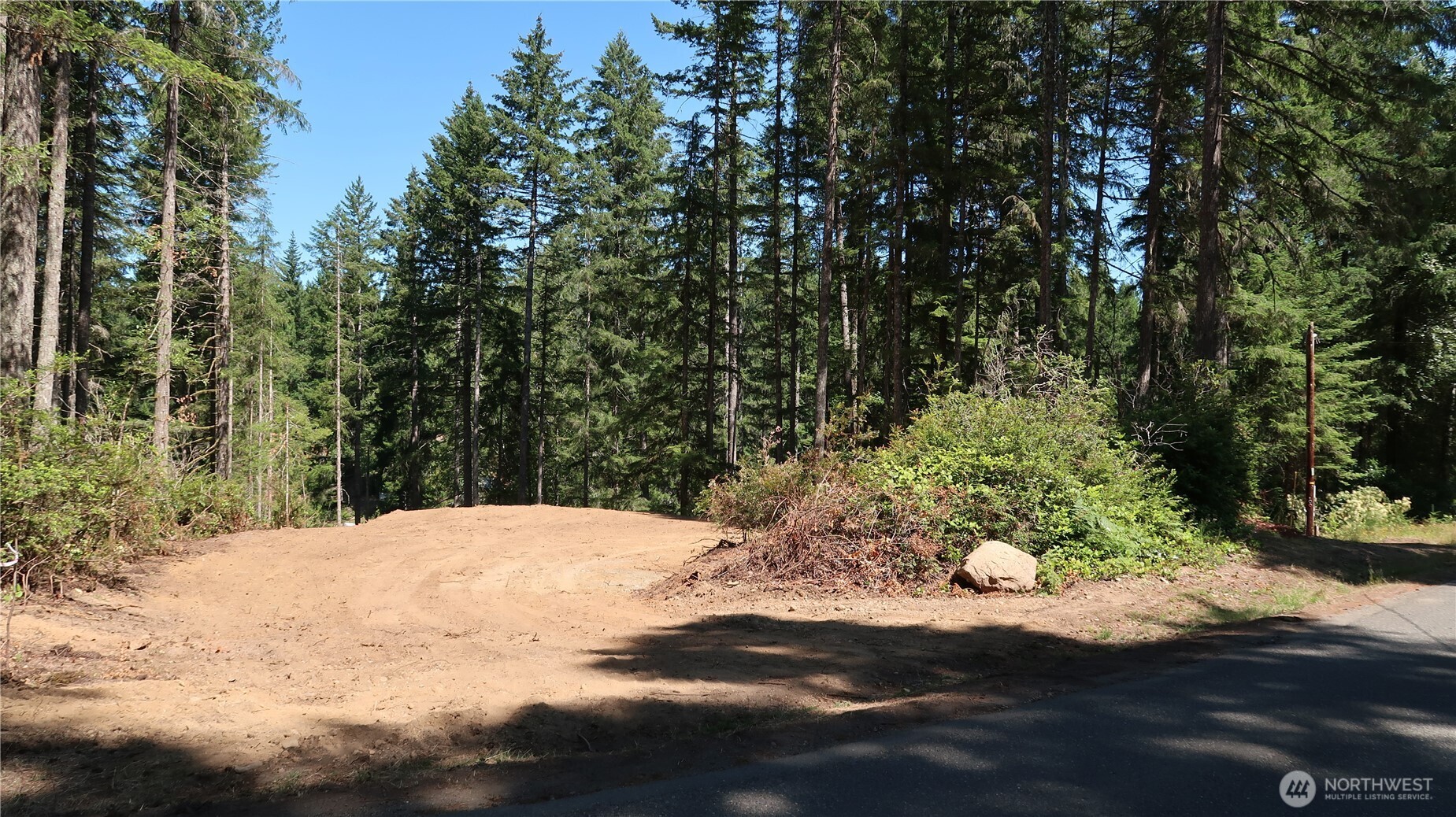 431 NE Collins Lake Dr.
