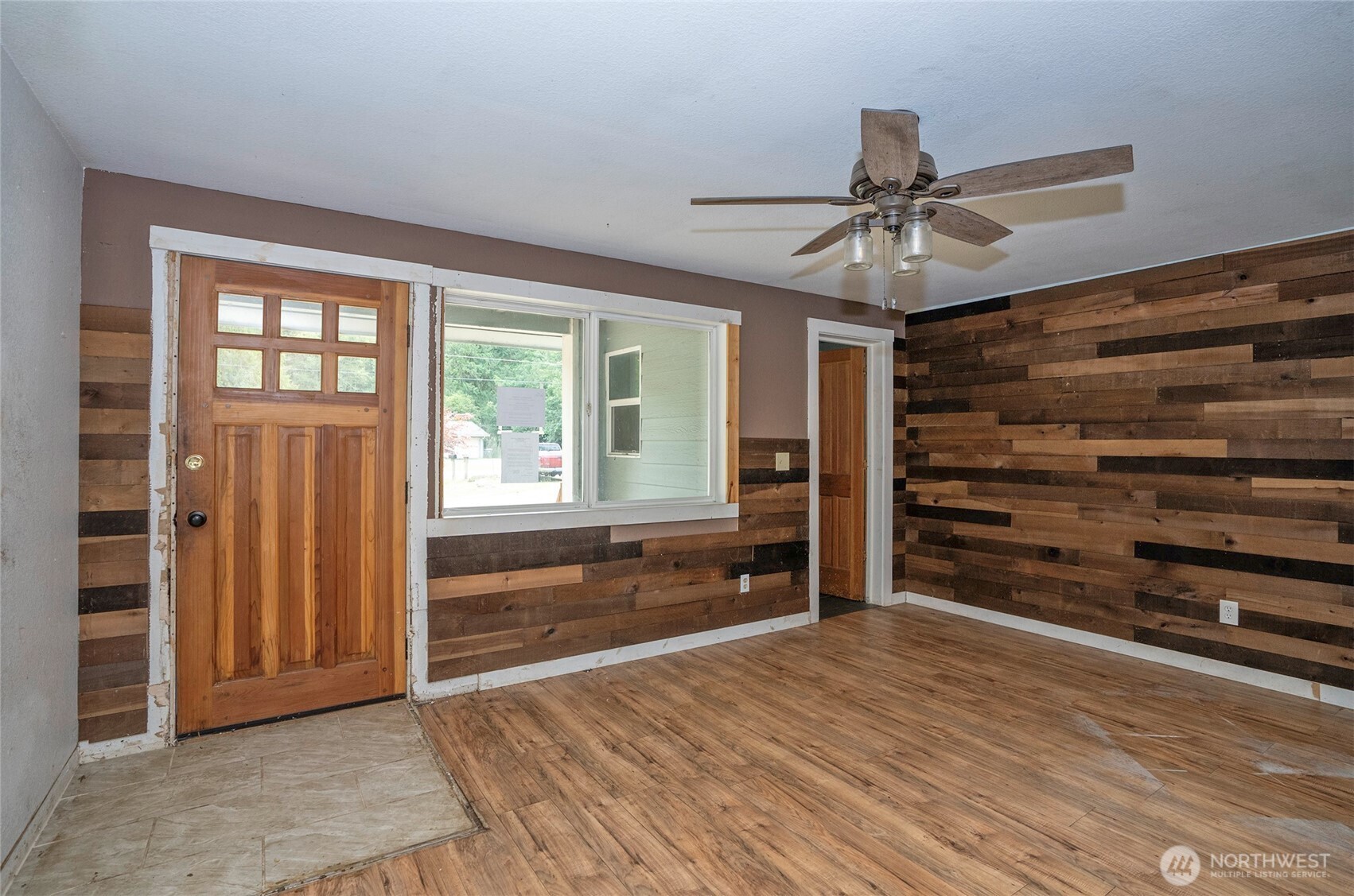 11 E Mox Chehalis Road