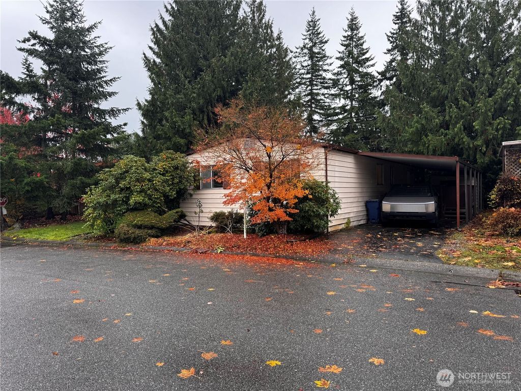Photo of 815 124th Street SW #1, Everett, WA 98204 (MLS # 2453264)