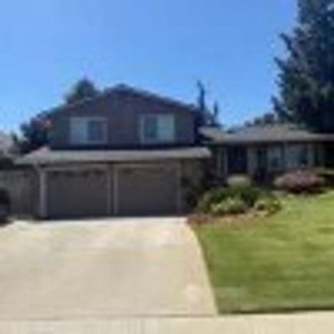 Photo of 214 Poplar Avenue, Wenatchee, WA 98801 (MLS # 2445736)