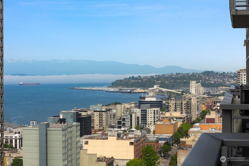 Photo of 2033 2nd Avenue #1810, Seattle, WA 98121 (MLS # 2069544)