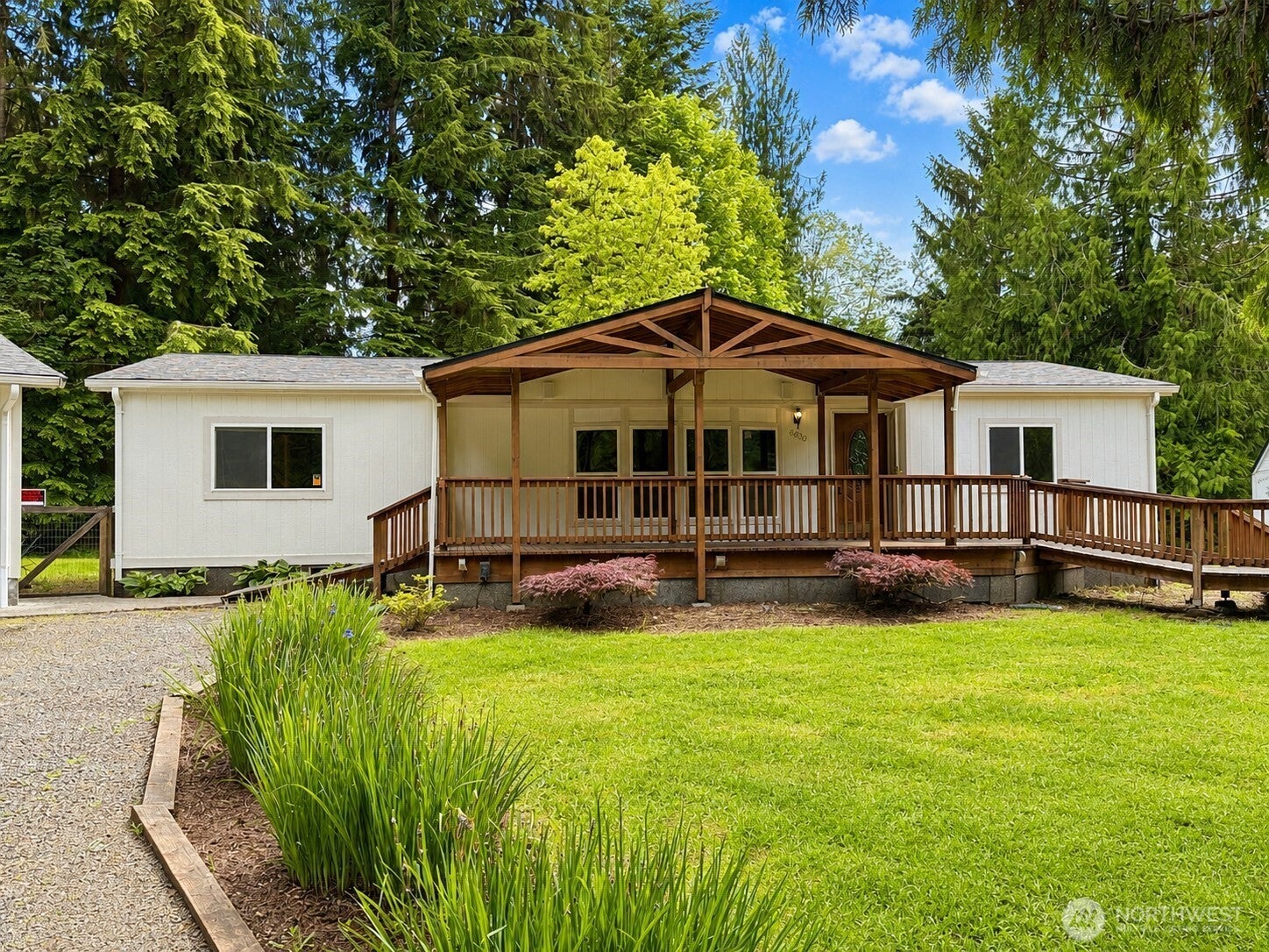 6530 137th Drive NE