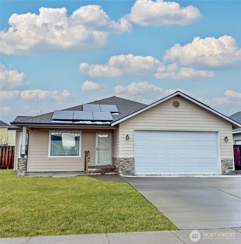 Photo of 107 W Greenfield Avenue, Ellensburg, WA 98926 (MLS # 2502514)