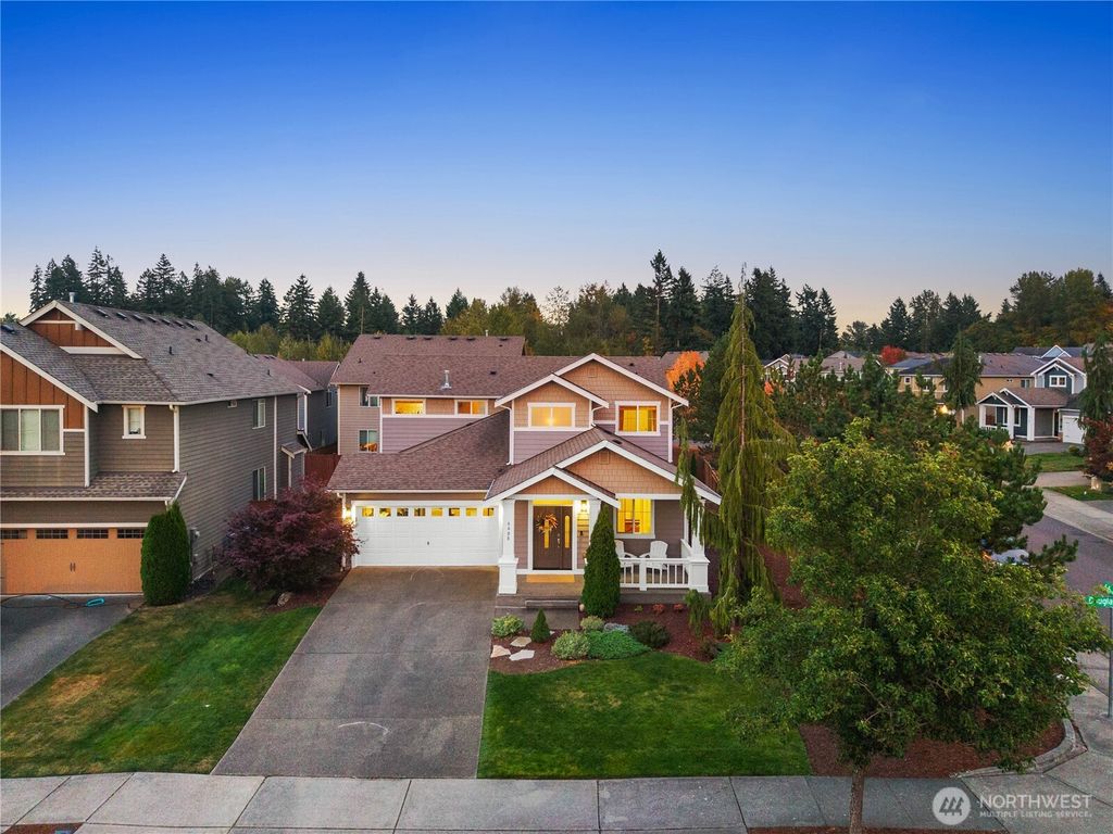 Photo of 6608 Douglas Avenue SE, Auburn, WA 98092 (MLS # 2439159)
