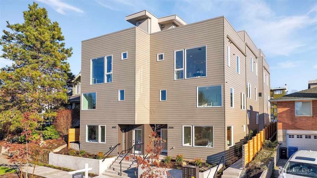 Photo of 6548 44th Avenue SW, Seattle, WA 98136 (MLS # 2331652)
