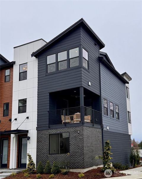 10823 120TH Lane NE E Kirkland WA 98033