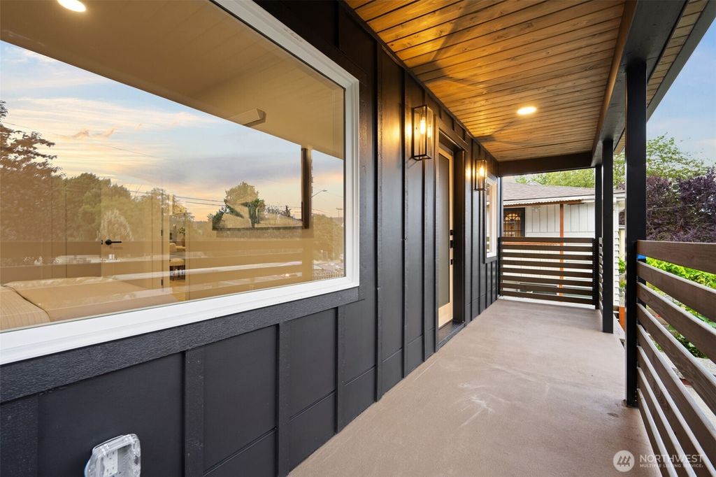 Photo of 6428 Carleton Avenue S, Seattle, WA 98108 (MLS # 2406184)
