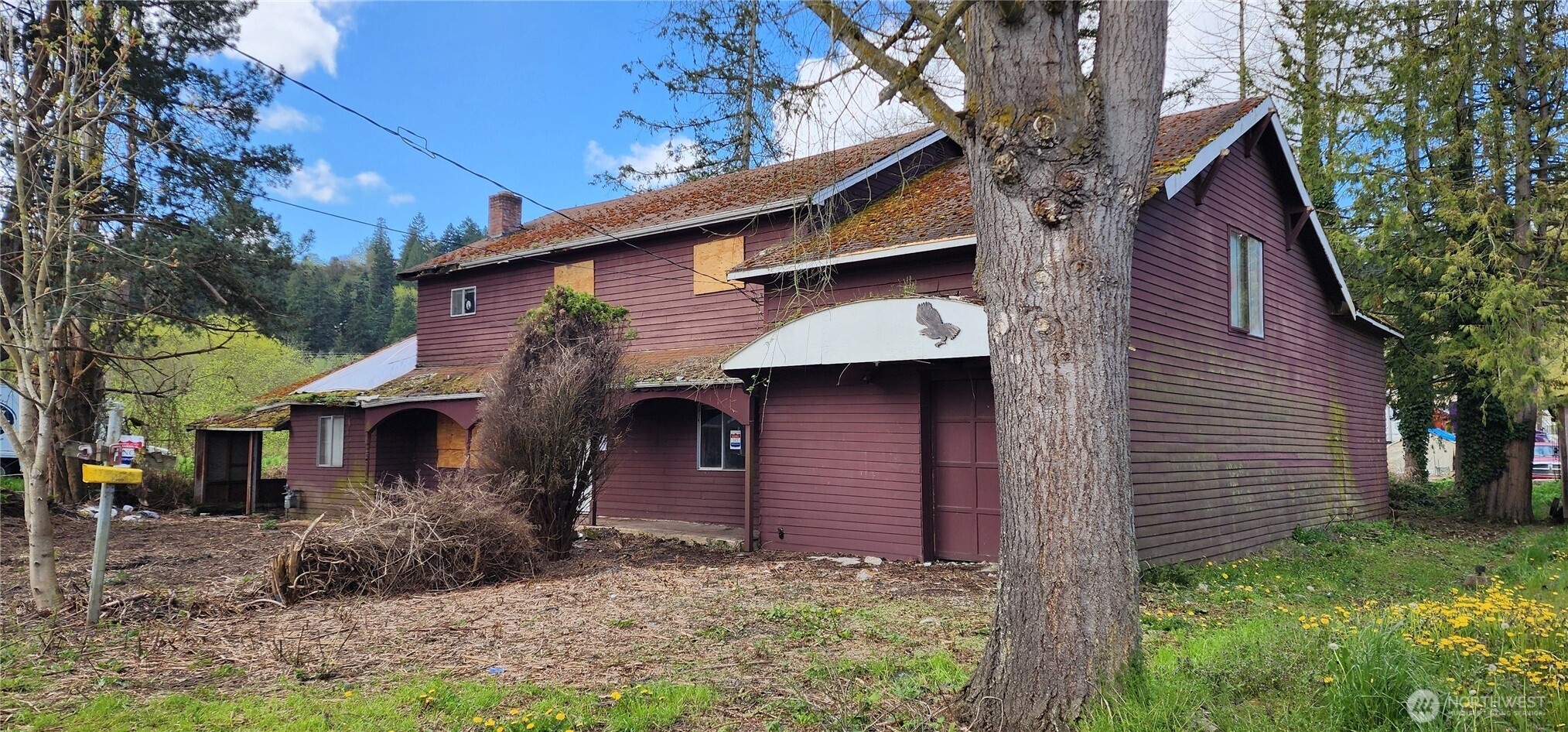 310 Seattle Boulevard S