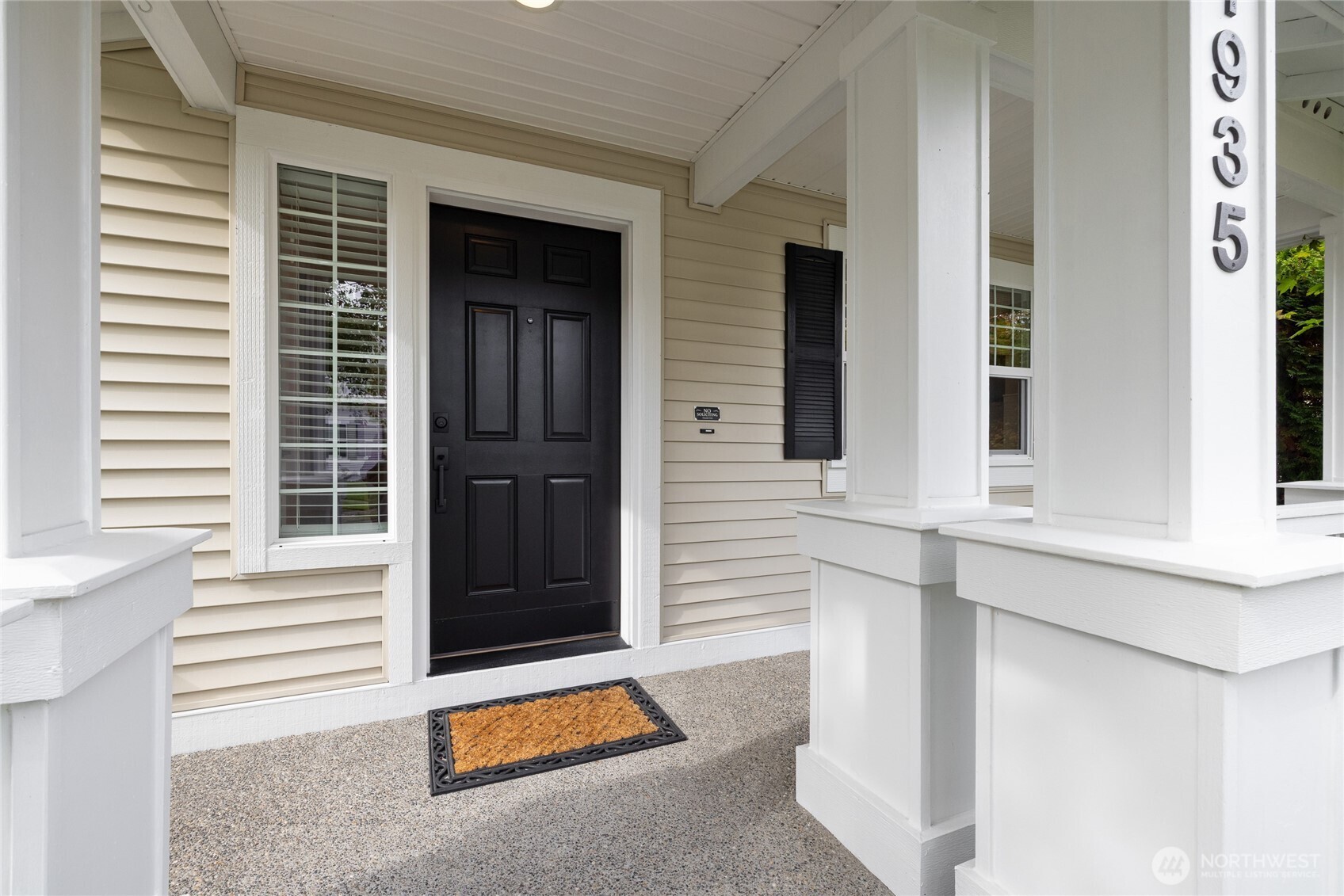 1935 Jensen Ave